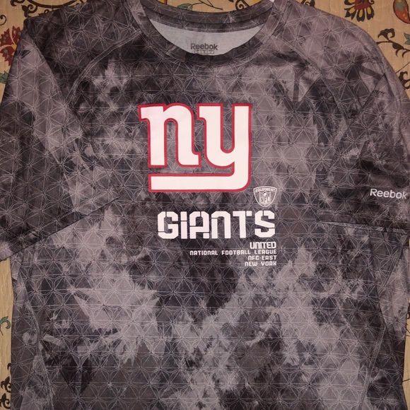 NY Football Giants Reebok Large T-shirt - Picture 1 of 2